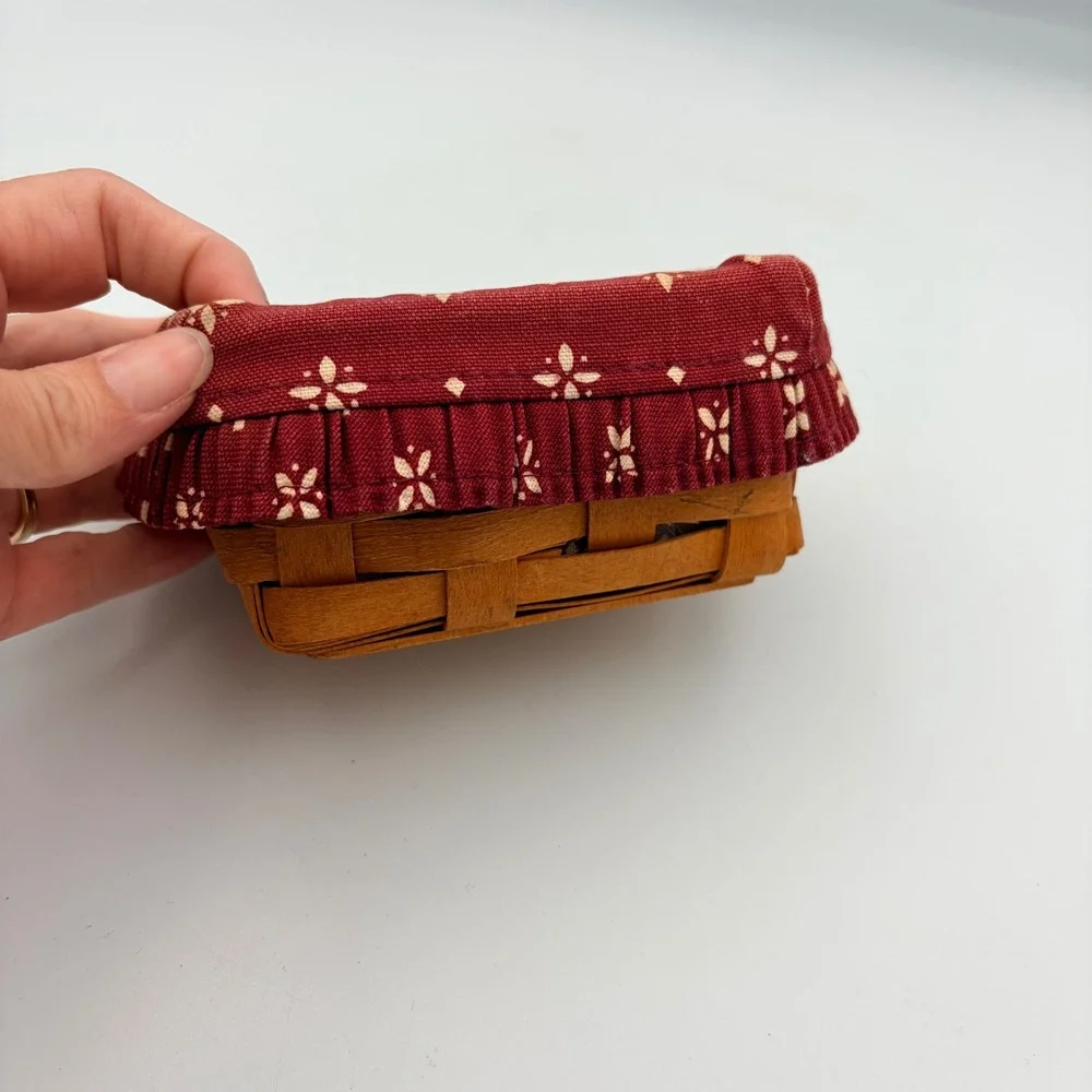 Longaberger Handwoven Small Rectangular Basket Red Floral Liner 2002 Signed USA
